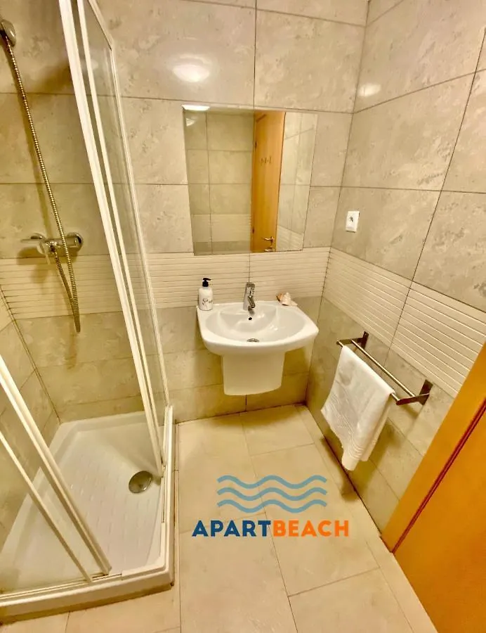 Apartbeach Aquaria Spa Climatizado Parking Y Centrico Salou Apartment